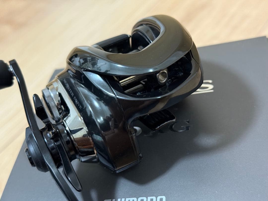 シマノ 23アンタレスDCMD XG 右ハンドル 使用一回のみ