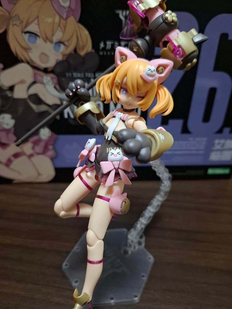 メガミデバイス　プニモフ　【クロマオ】　組み立て完成品