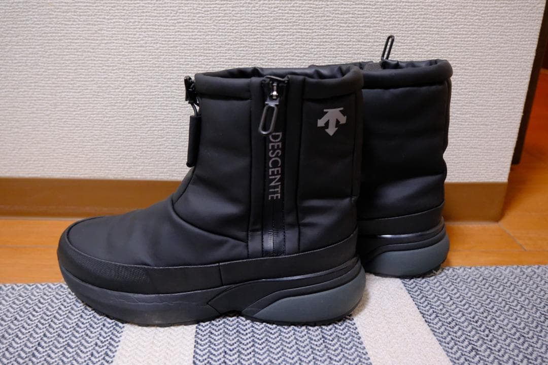 【美品】DESCENTE 防水スノーブーツ ブラック　２７CM