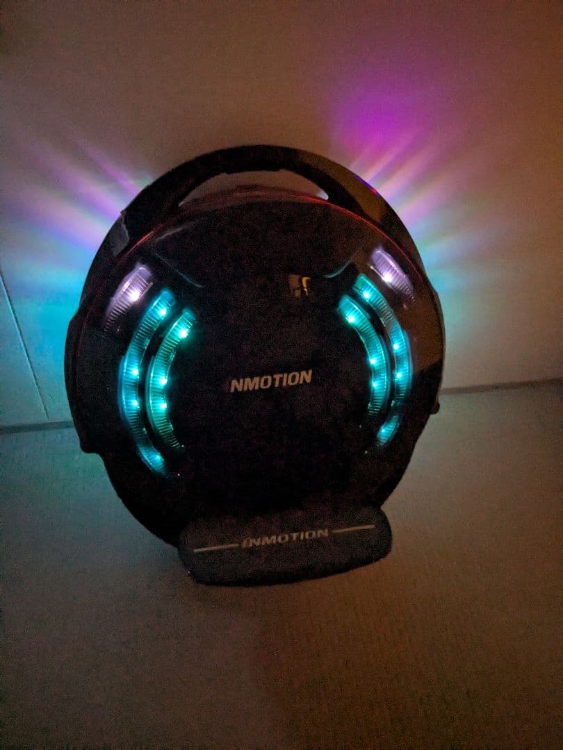 iNMOtion V8F 電動一輪車