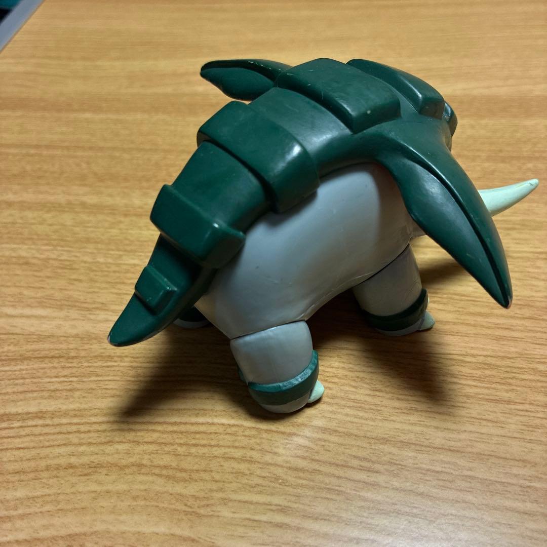 ポケモン　ドンファン　フィギュア　可動式