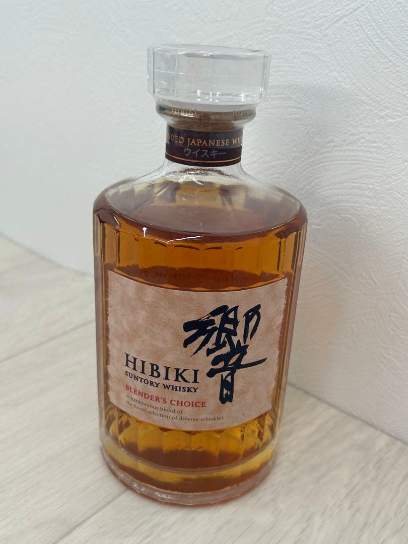 SUNTORY 響 HIBIKI ウイスキー 未開封 700ml
