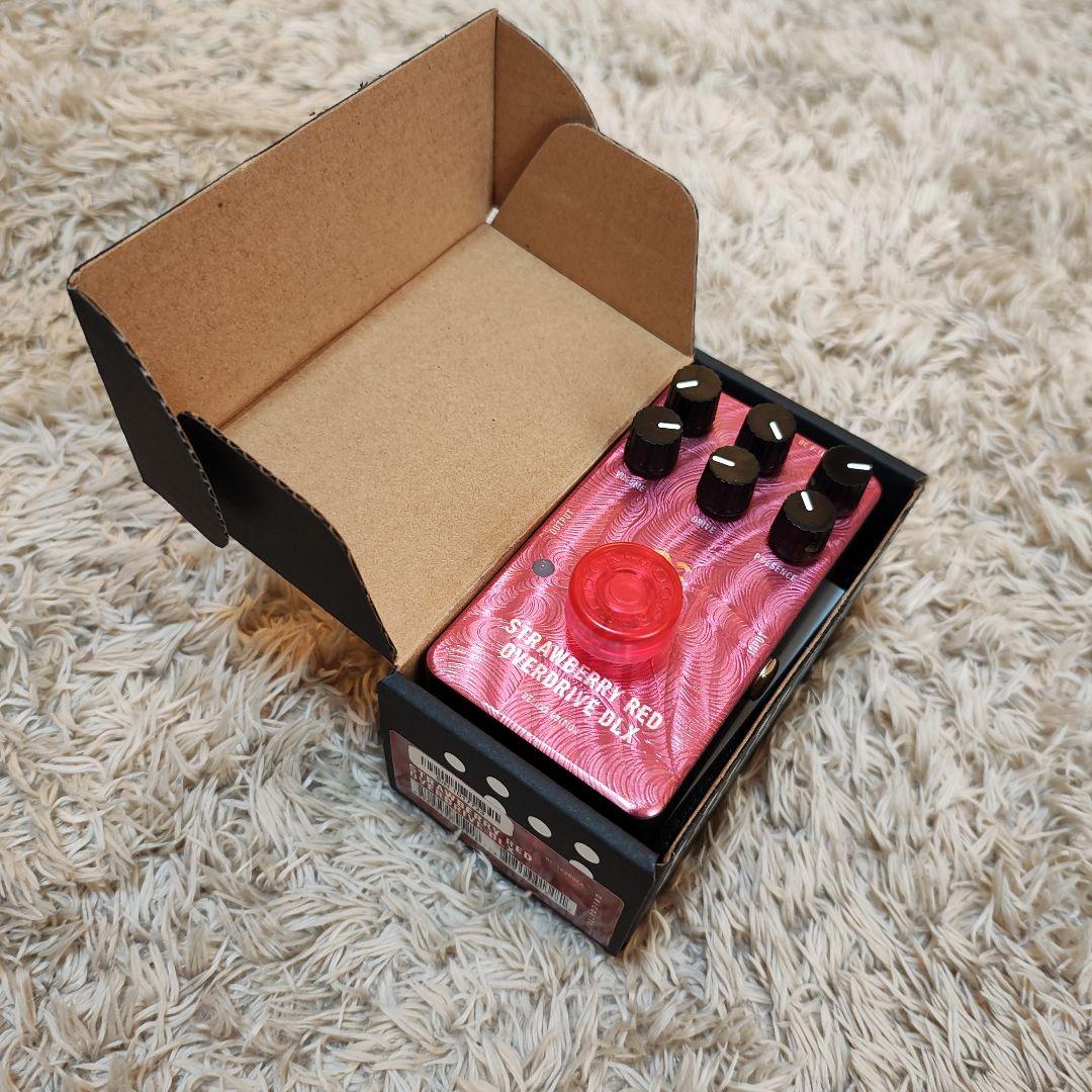 ギター STRAWBERRY RED OVERDRIVE DLX