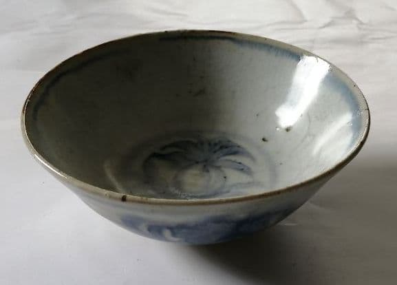 李朝　桃文茶碗