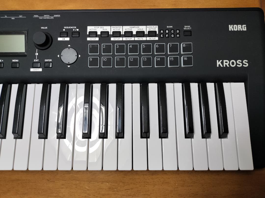 美品KORG KROSS2黒 61鍵 シンセサイザー＋付属品5点セット