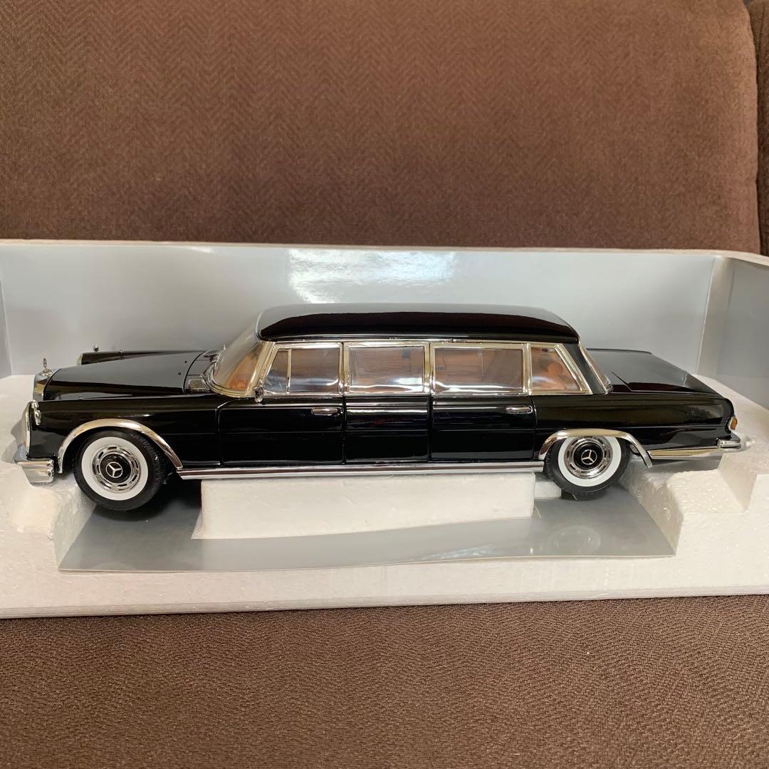 1966 Mercedes-Benz 600 ミニカー 1/18