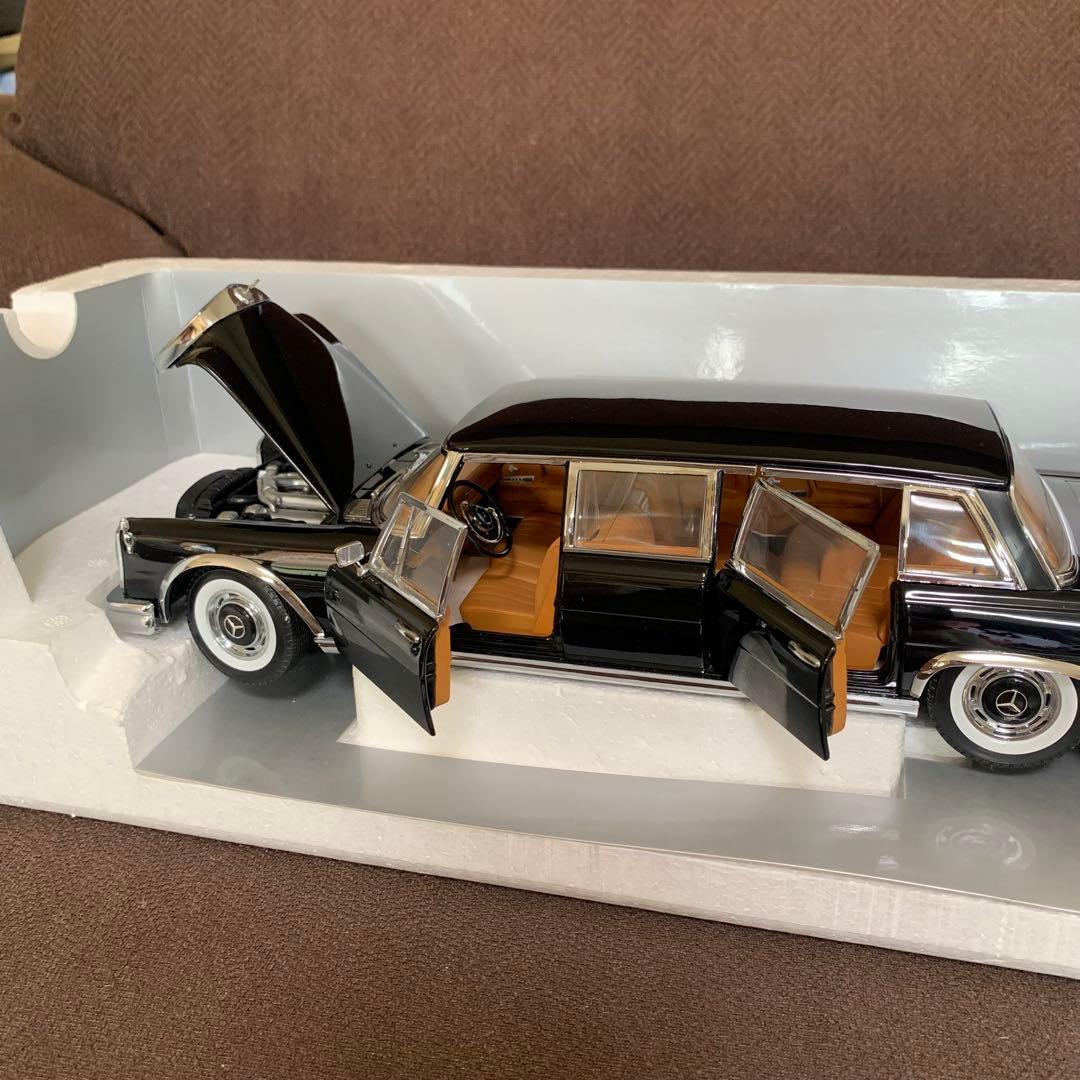 1966 Mercedes-Benz 600 ミニカー 1/18