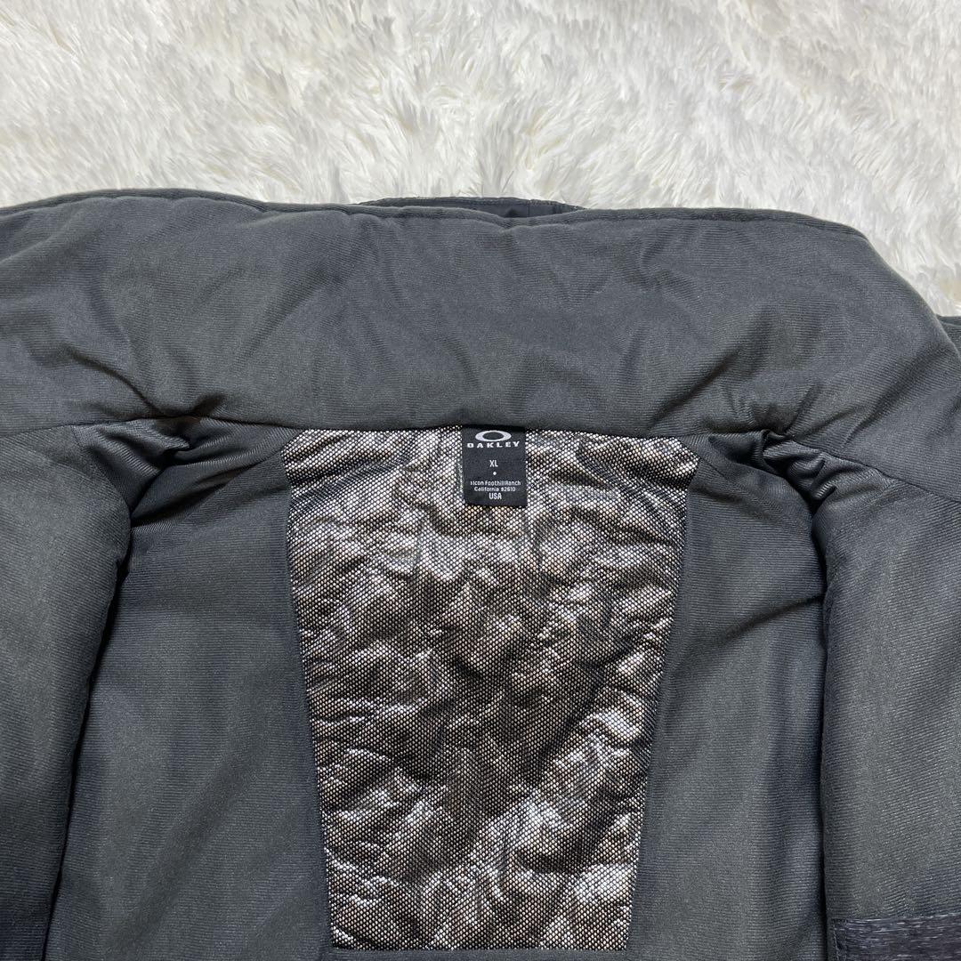 【美品】オークリー　ベンチコート　バックロゴ　ブラック　XL