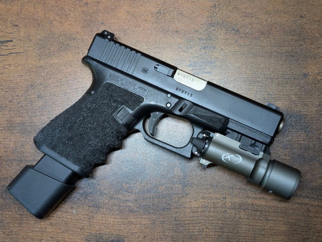 東京マルイ　グロック19 Gen3 ガスブローバック　TLG19予備マガジン付属