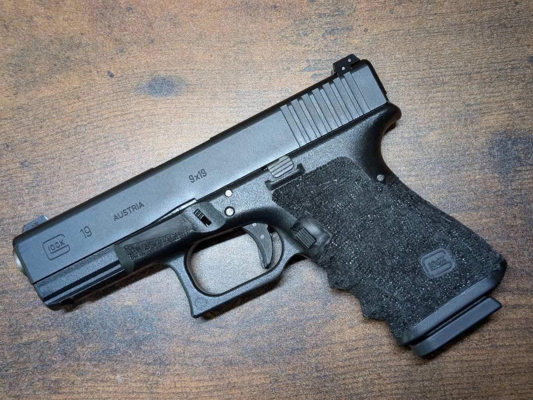 東京マルイ　グロック19 Gen3 ガスブローバック　TLG19予備マガジン付属