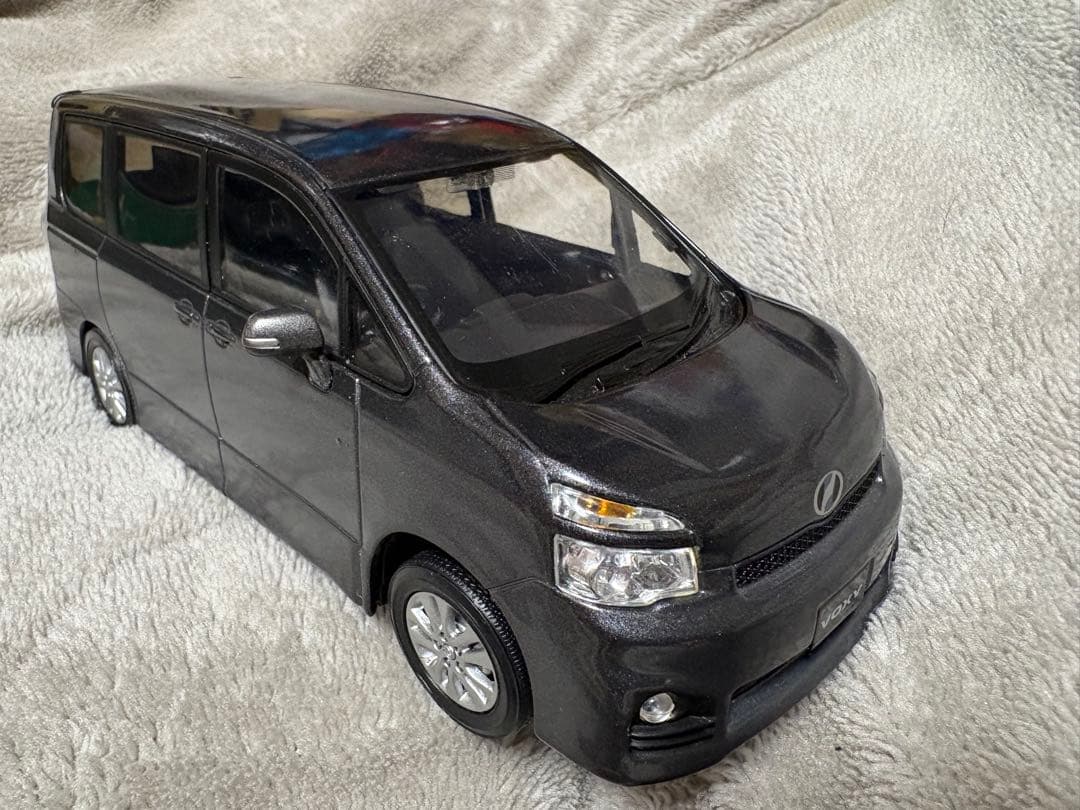 トヨタ ヴォクシー カラーサンプル グレーメタリック 特注品 非売品 美品