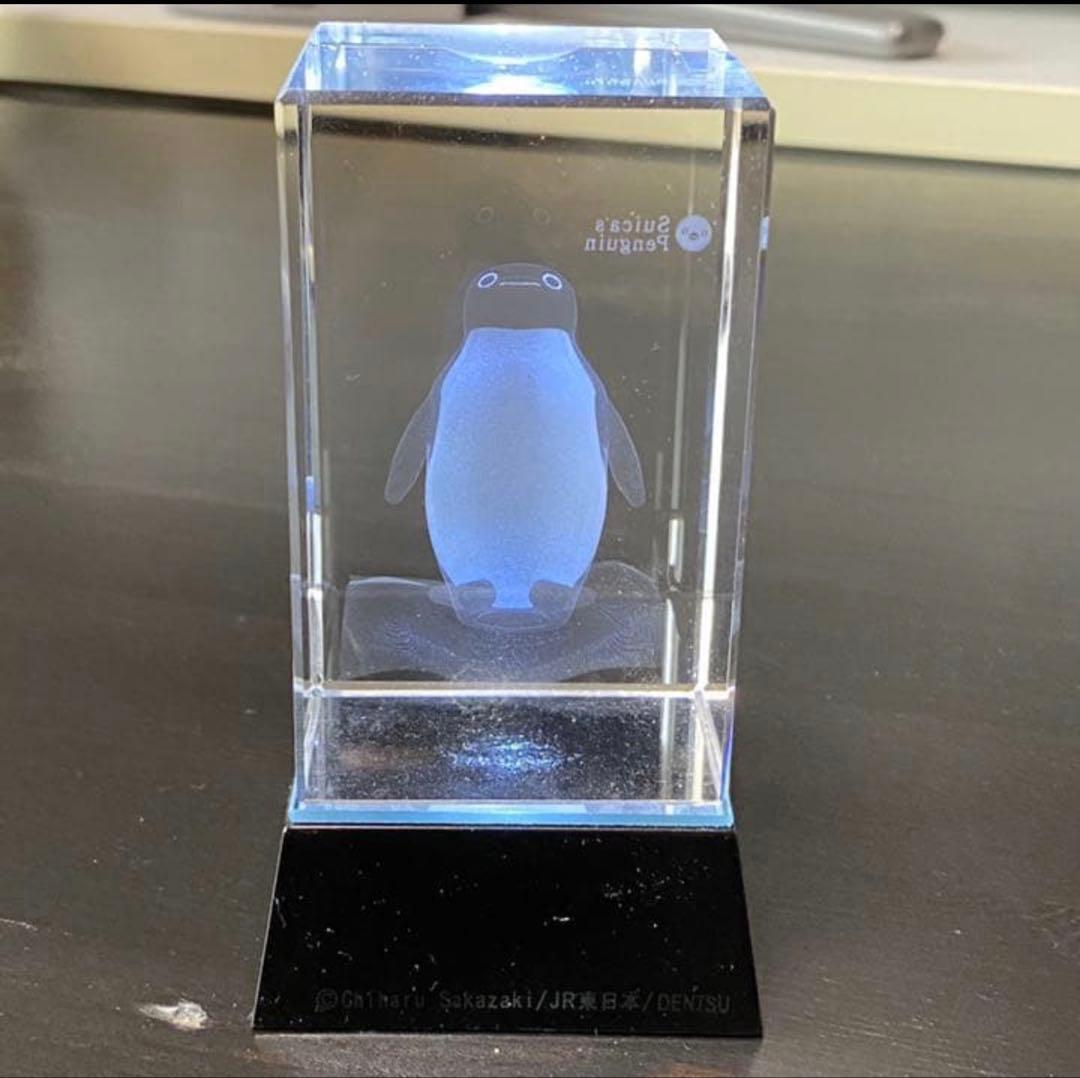 suicaのペンギン 3Dガラス置き物 LED発光台付き