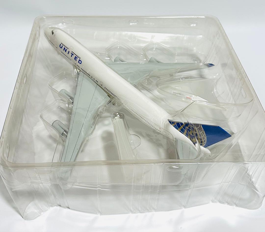航空機・ヘリコプター Herpa 1/200 United Airlines B747-400