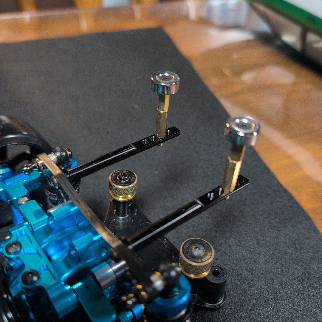 夢*ム様 tt−02シャーシ ドリフトラジコン 13.5Tブラシレスモーター