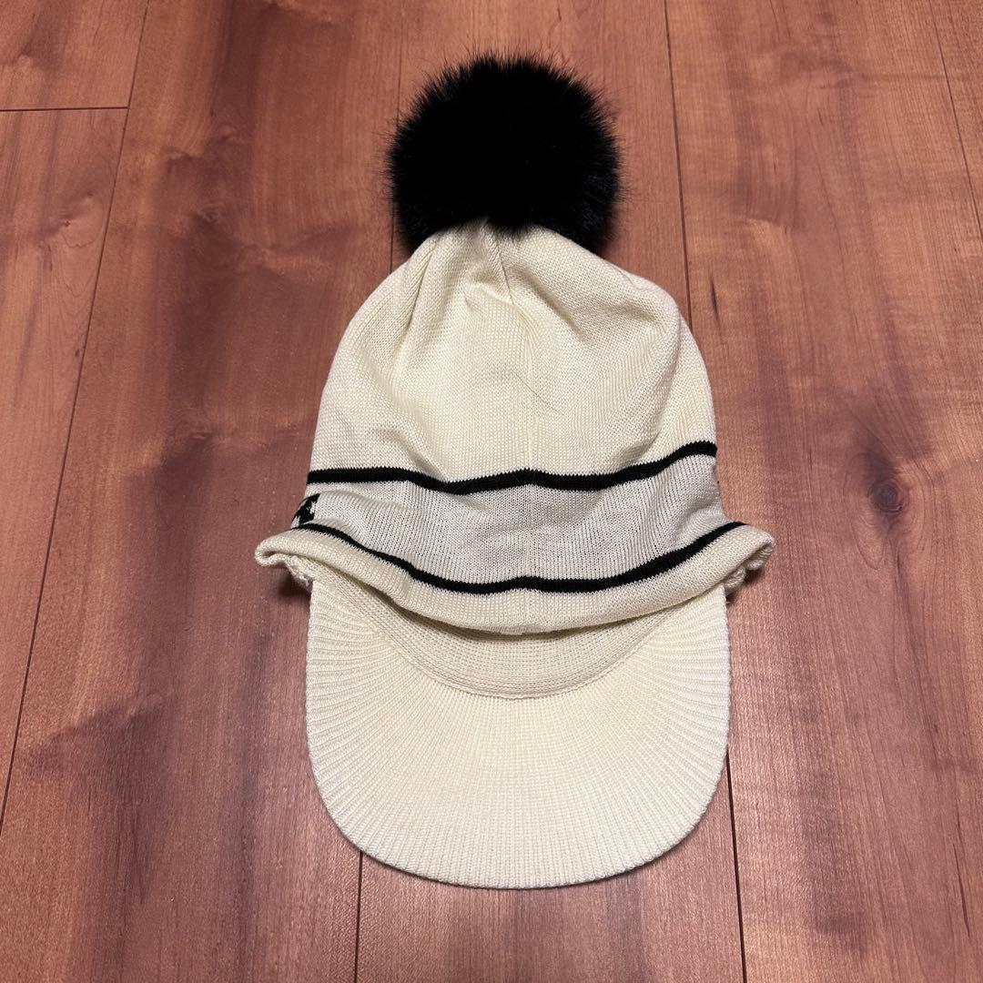 ポンポン付き　取り外し可　ニット帽　ツバ付き　秋冬　ゴルフウェア　ウィメンズ