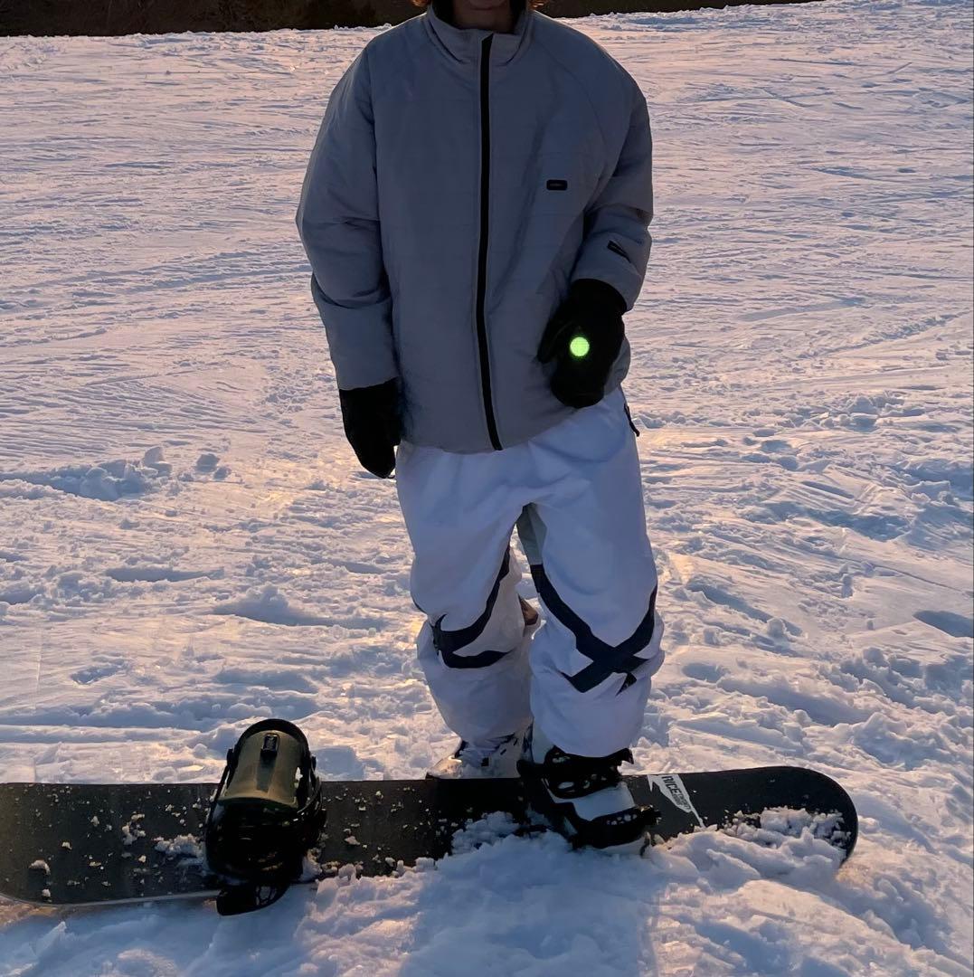 qmile スノーボードウェア