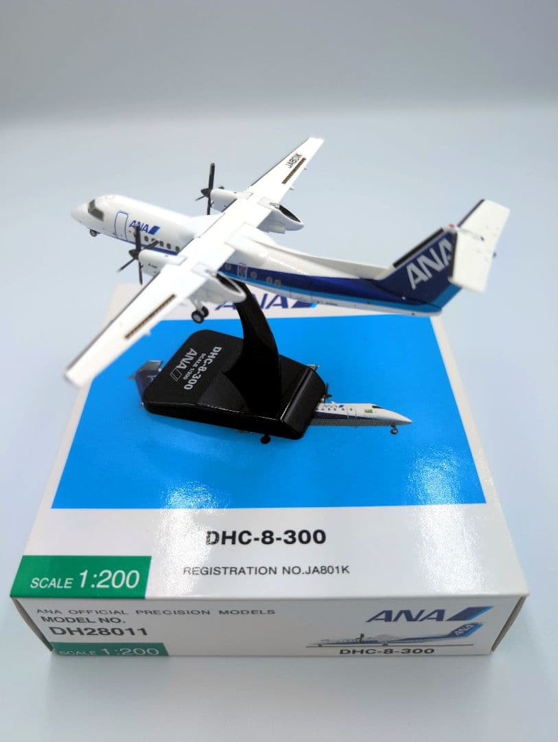 美品♪ANA 全日空商事｜DHC-8-300BOMBARDEIR　ボンバルディア