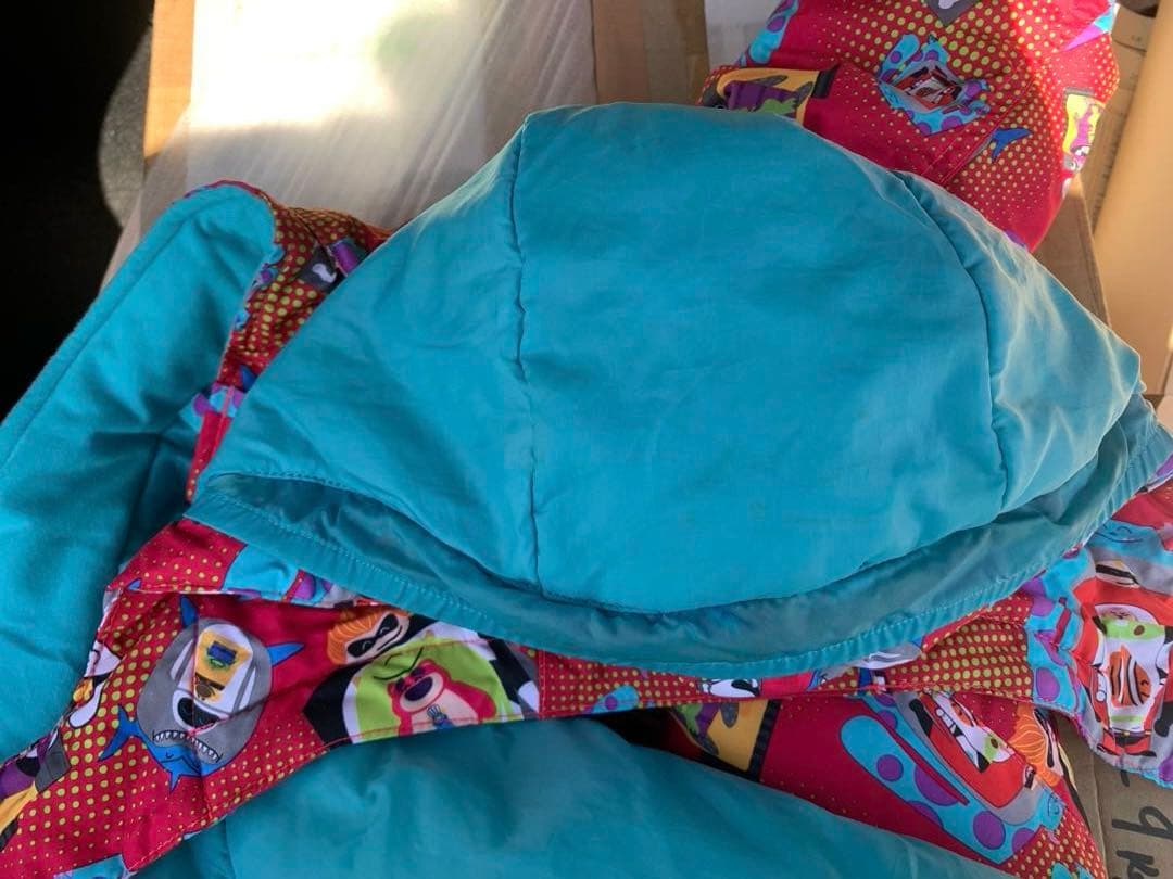 Burton × PIXAR モンスターズインク キッズ スノーボードウェア4T