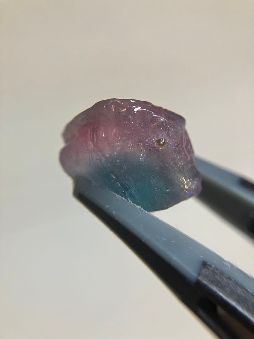 バイカラートルマリン　原石