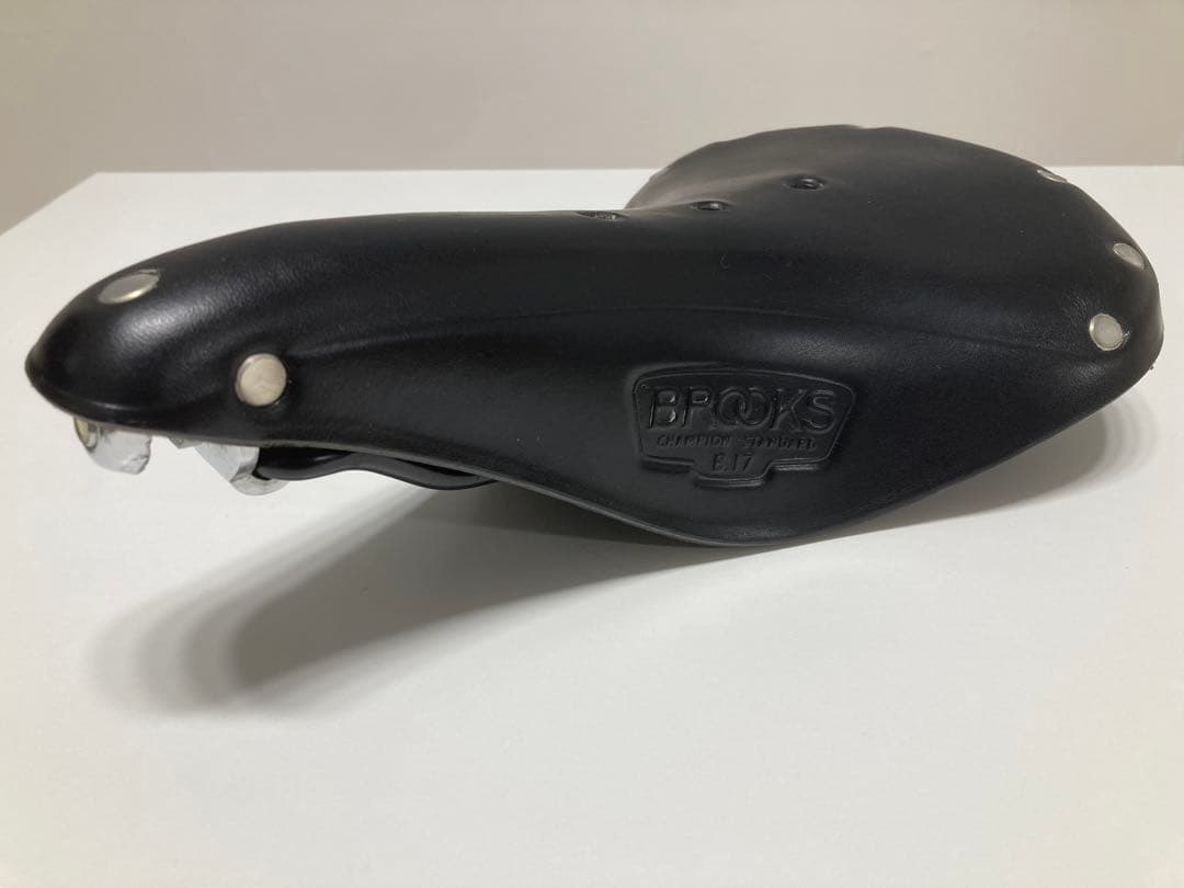 BROOKS ブルックス レザーサドル B17 ブラック 専用ケアオイル付き