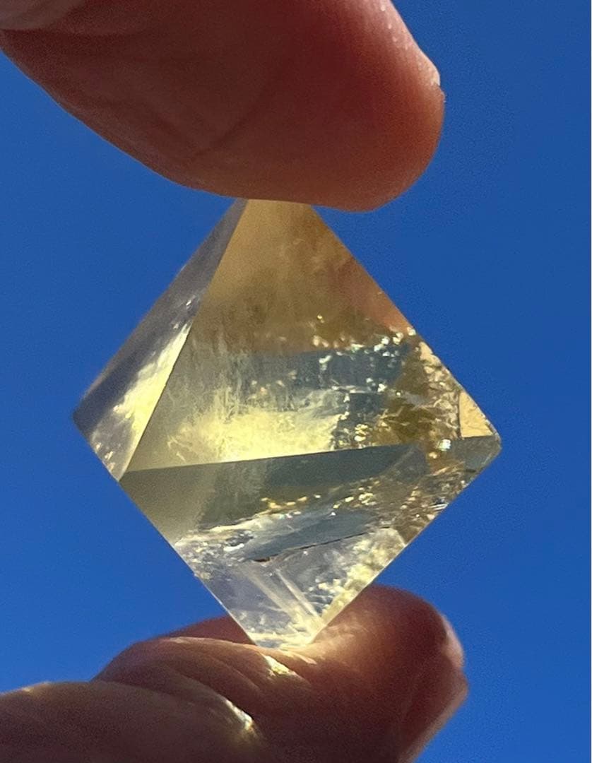 イリノイ八面体（ポリッシュ）