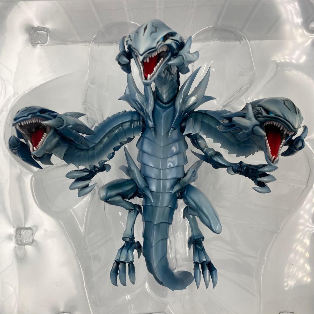 遊戯王 デュエルモンスターズ 青眼の究極竜 フィギュア あみあみ×AMAKUNI