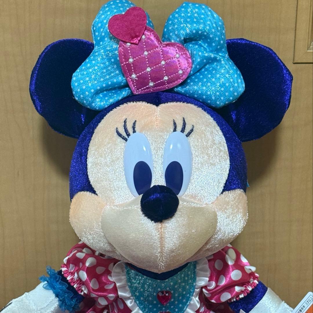 ミニーマウス　ぬいぐるみ