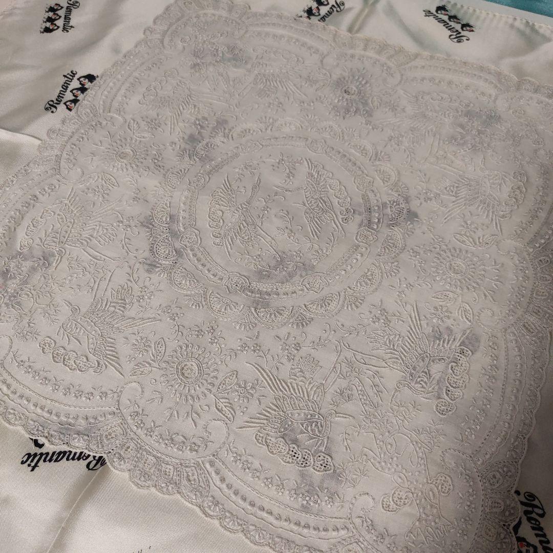 汕頭　スワトウ　　刺繍　ハンカチ　レース