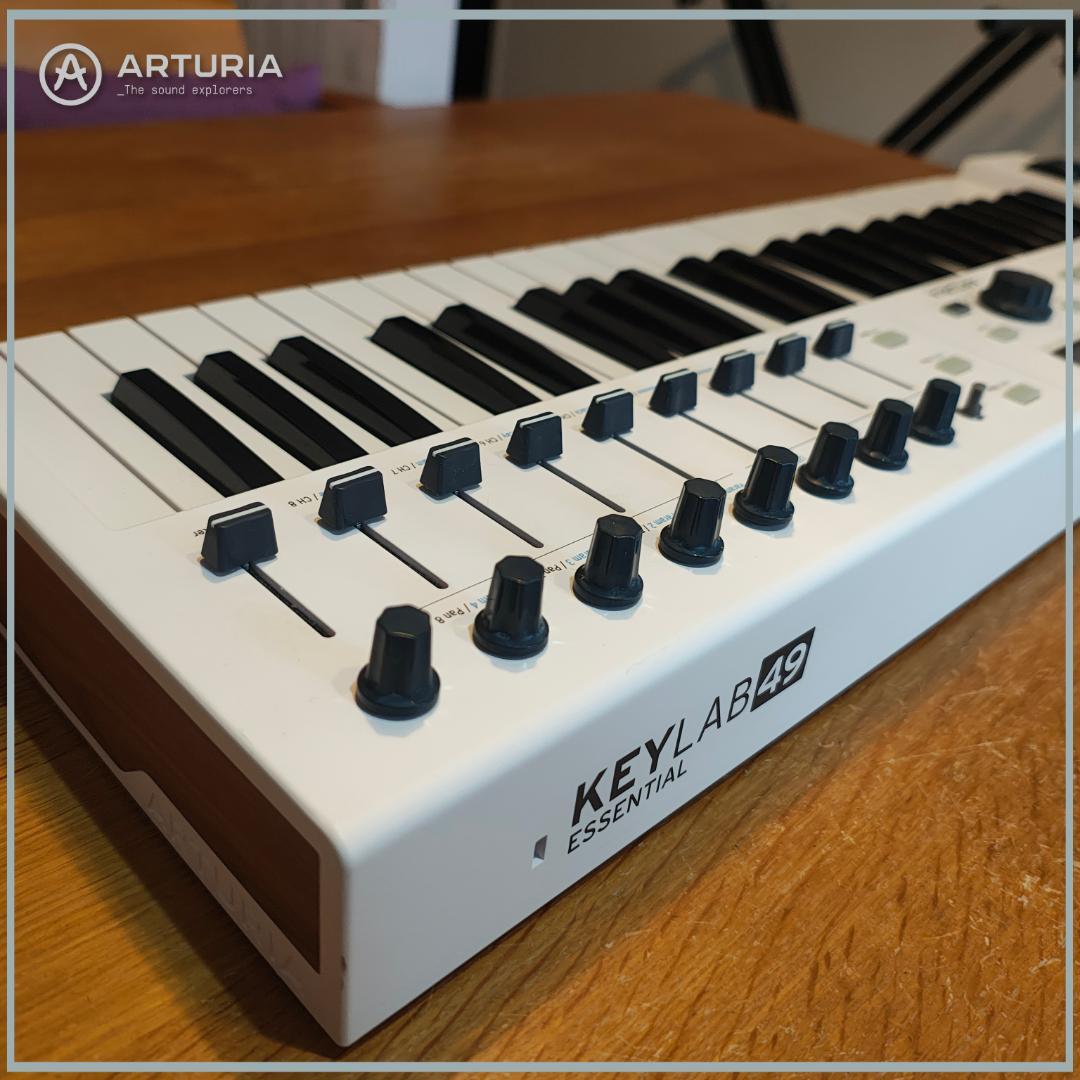 Arturia KEYLAB 49 Essential MIDIキーボード