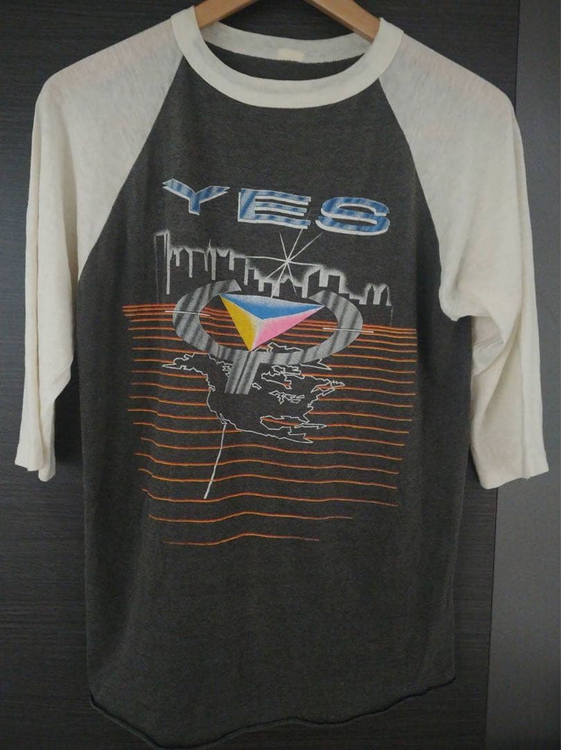 ’84年製!YES“ワールド·ツアー1984”BBシャツ(ラグラン)　グレー×白