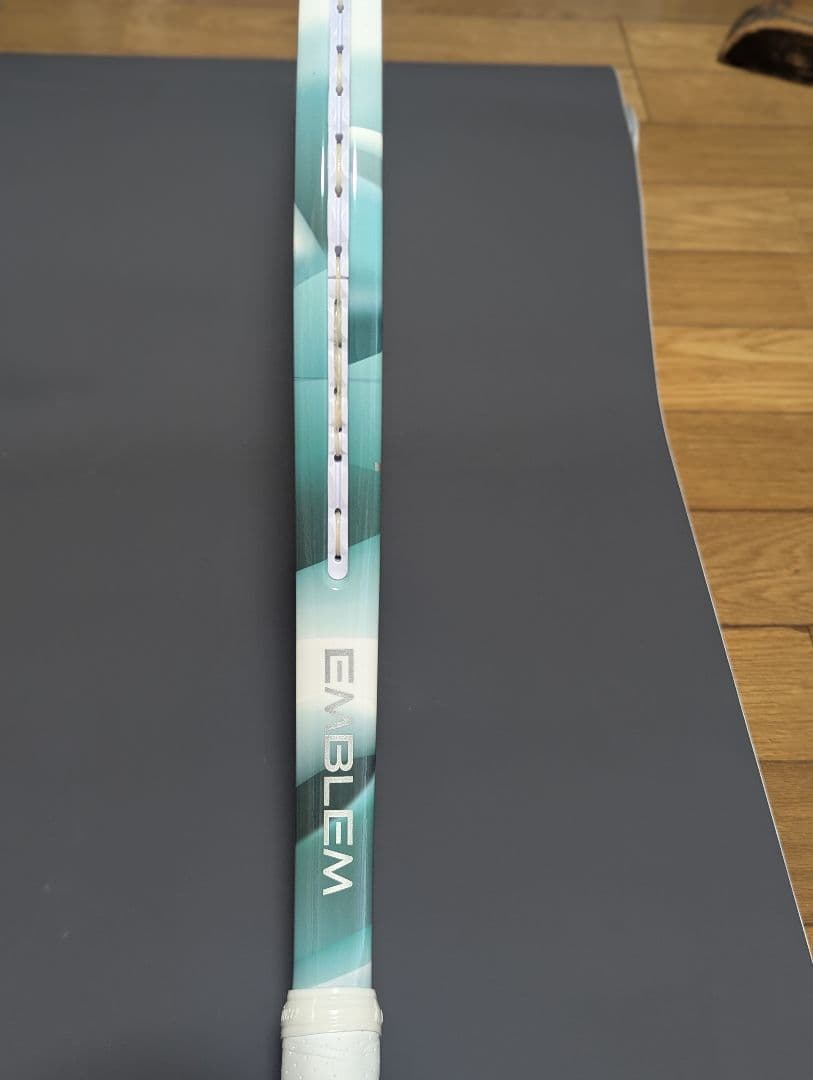 Prince 限定カラー EMBLEMテニスラケット 110 G2