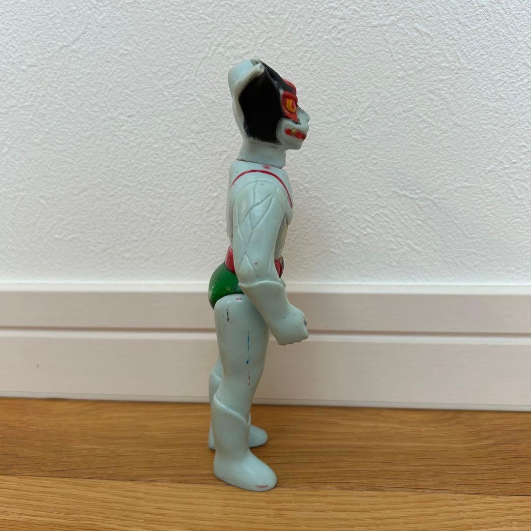 【チャン・ドンス 】