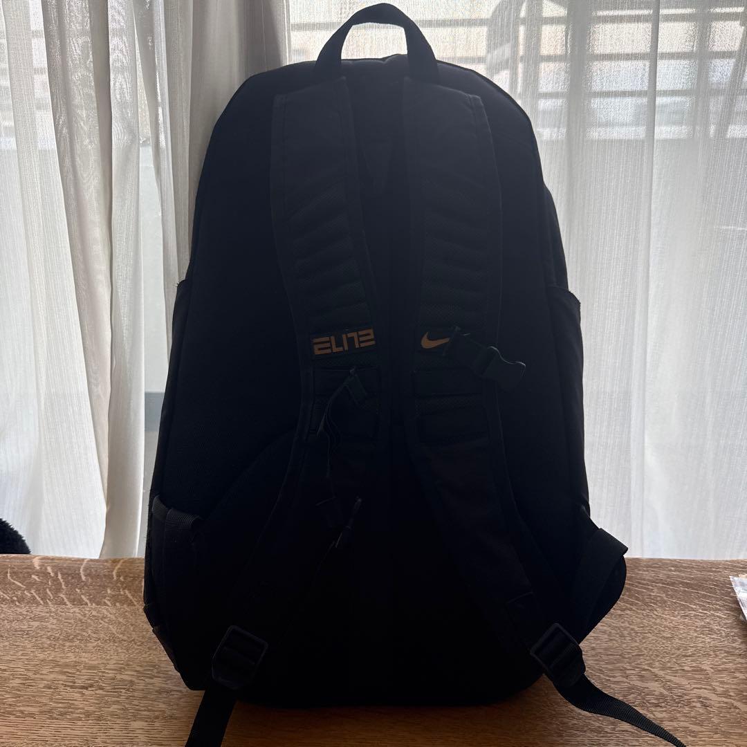 ナイキバスケリュックと2022NBA JAPAN GAMESのクッキー缶セット