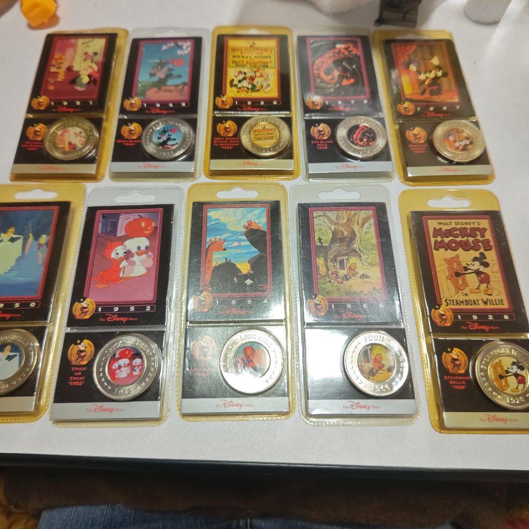 ディズニーキャラクターメダル 10個セット