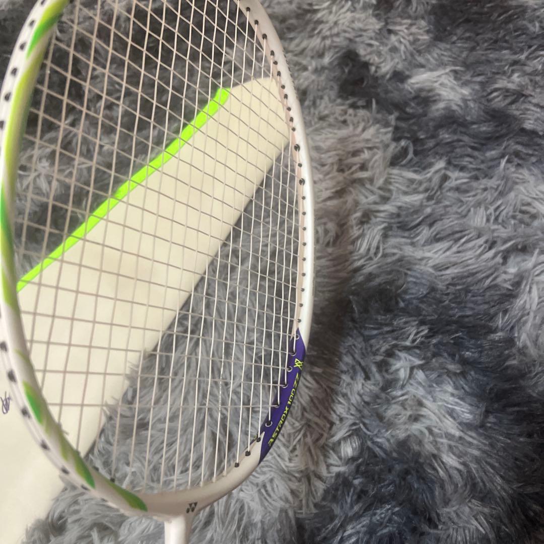 YONEX アストロクス100ZZ VA