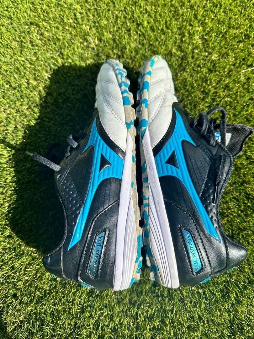 ミズノ モナルシーダ TF(ブラック×ブルー)