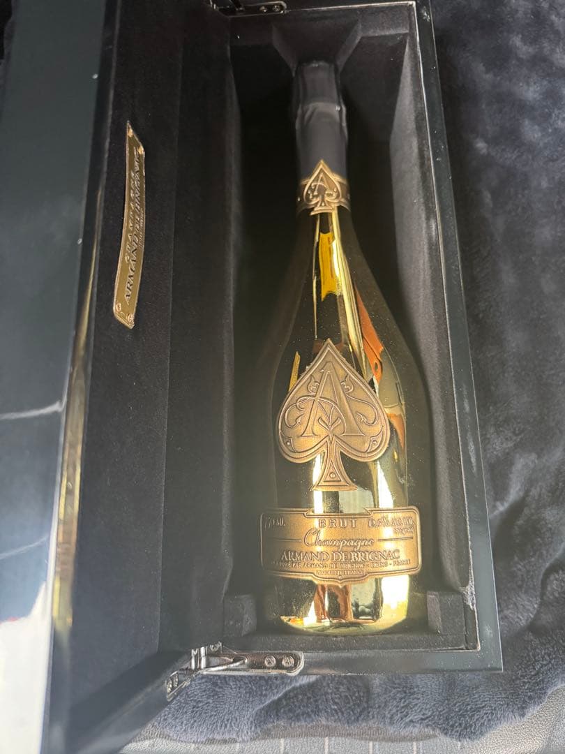 Armand de Brignac ブリュット ゴールド 750ml