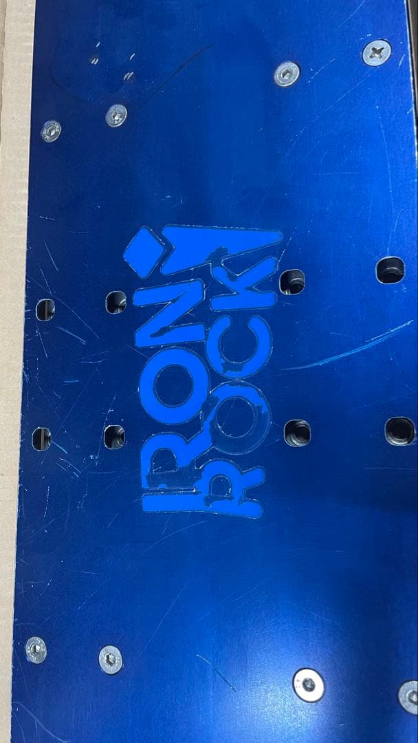 IRON ROCK プレート