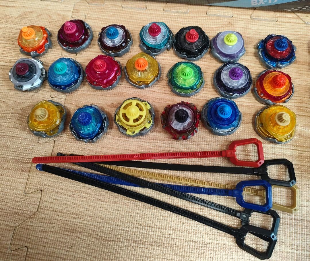 ベイブレードバースト スタジアム ベイブレード20個✨ランチャー9個付き セット