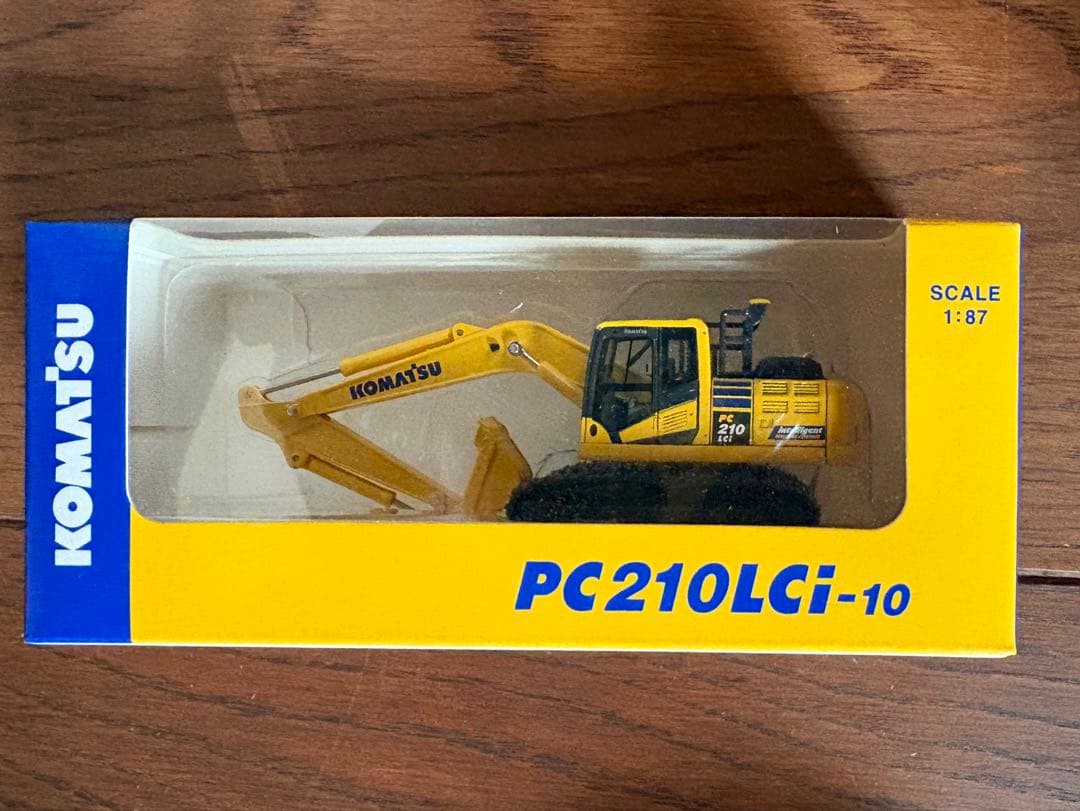 コマツ株主優待ミニチュア 4種類