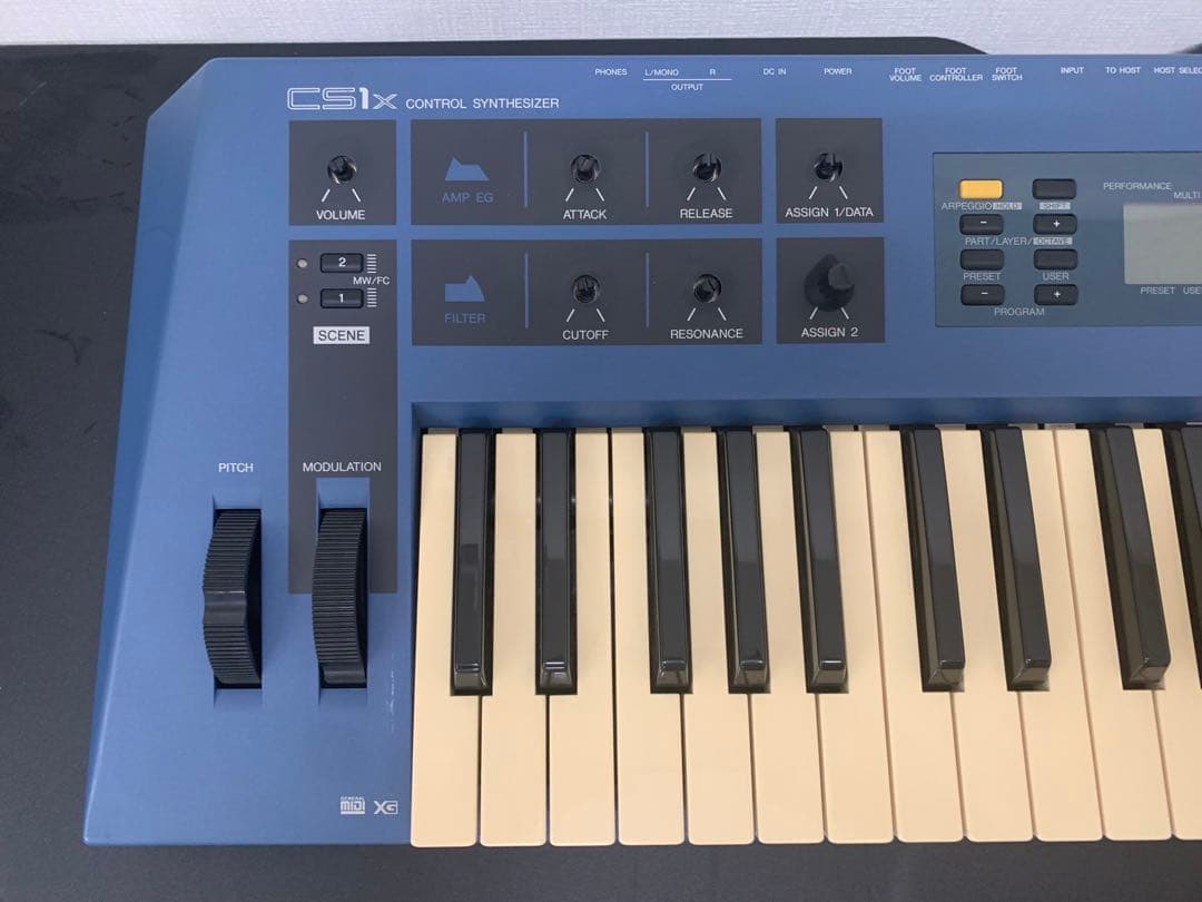 YAMAHA ヤマハ シンセサイザー CS1x ブルー キーボード