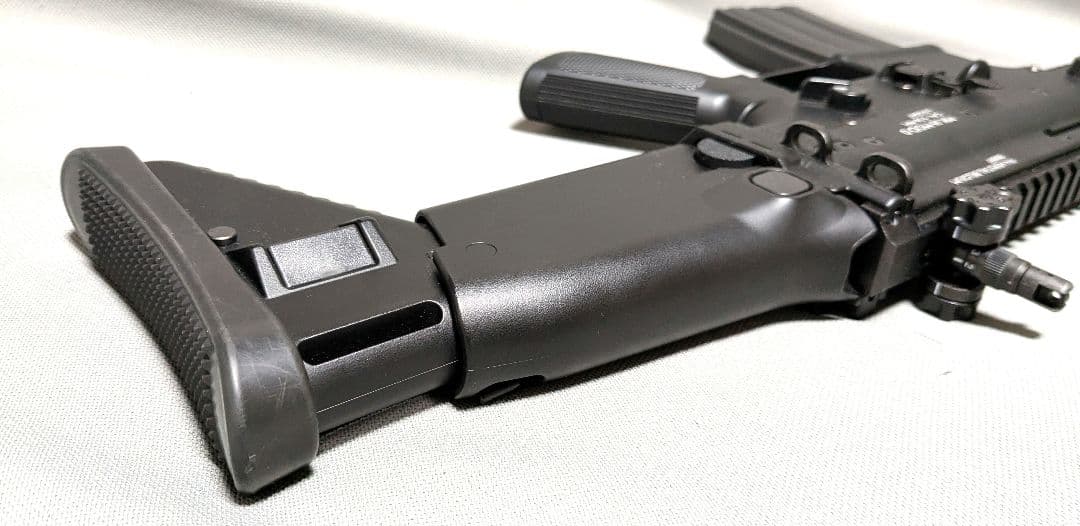 東京マルイ　次世代電動ガン　SCAR-L CQC　ブラック