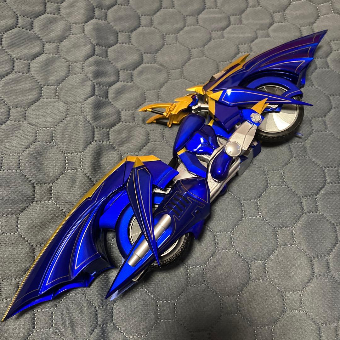 S.H.Figuarts 仮面ライダーナイトサバイブ&ダークレイダーセット