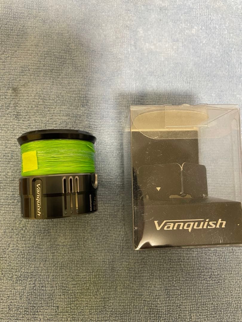 19ヴァンキッシュc3000mhg 美品　変えスプール　PEライン付き。