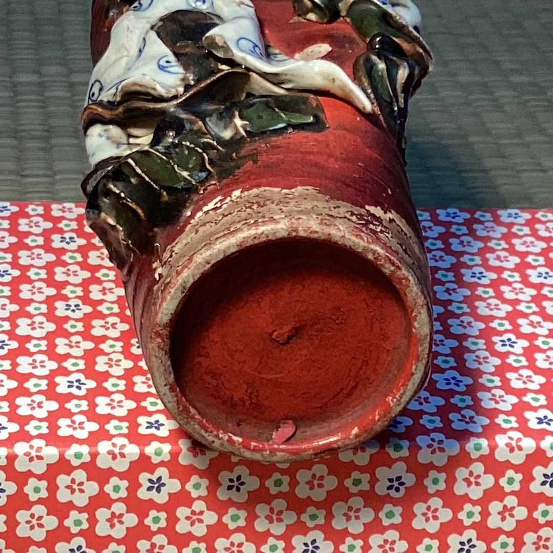 隅田焼高浮彫　　人物花入　　香二銘