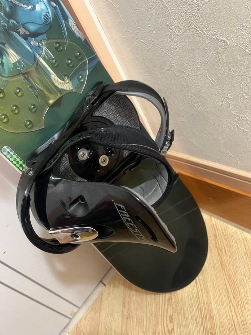 キッズ、小中学生！転びにくく安全に滑れるBURTON スノーボードセット！