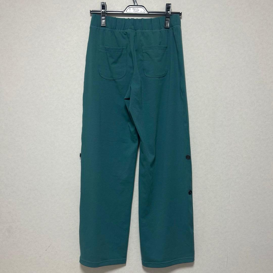 キッドブルー　ストレッチヨガウェアー