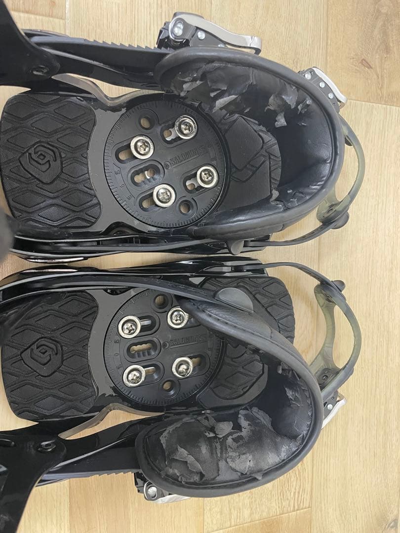 SALOMON RHYTHM スノーボードビンディング ブラック/ピンク