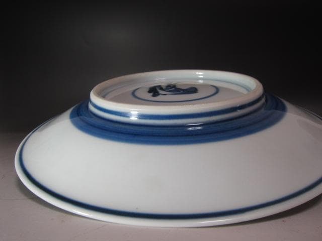 ☆　近藤悠二　山染付飾皿　美しい一品です☆y433