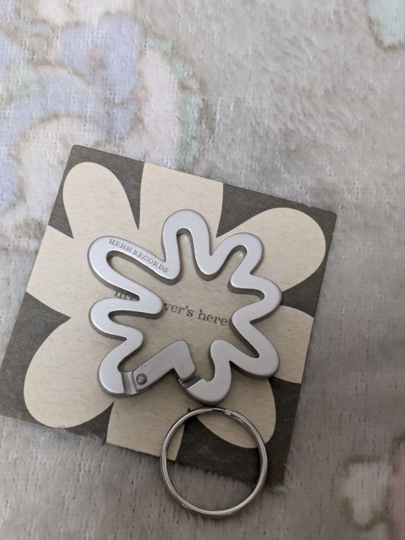 藤井風さん 花カラビナ